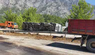 Isparta-Antalya Karayolunda Korku Dolu Kaza: Virajı Alamayan TIR Devrildi