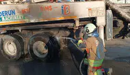 Arsuz'da Seyir Halindeki Tırda Çıkan Yangın Kontrol Altına Alındı