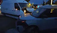 Yalvaç'ta Ticari Araçlar Çarpıştı: 1 Yaralı