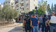 Adana'da Hükümlü Şahıs El Bombasıyla Polise Direndi