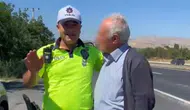 Fazla Yolcu Cezasından Kaçmak İstedi: Polisten Esprili Bulaşık Cezası