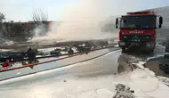 Adana Sebze Halinde Çocukların Çıkardığı Yangında Binlerce Kasa Küle Döndü!