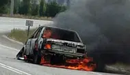 Burdur'da Seyir Halindeki Otomobil Yanarak Kül Oldu