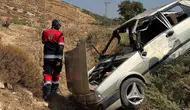 Hatay'da Şarampole Devrilen Otomobil Hurdaya Döndü!