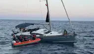 Demre Açıklarında Motoru Arızalanan Tekne Kurtarıldı