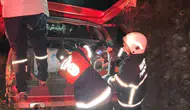 Erzin'de Trafik Kazası: Otomobil Ormanlık Alana Devrildi, 4 Yaralı!