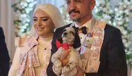 Trabzon'daki Düğünde Sıra Dışı Takı: Damada Av Köpeği Yavrusu Hediye Edildi