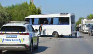 Serik D 400'de Servis Midibüsü Tur Otobüsüne Çarptı: 1'i Ağır 6 Yaralı
