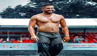 Elmalı'da Başarılı Mücadele: Kemerli Güreşçi Alper Önal Boy Atladı