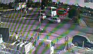 Manavgat'ta Kırmızı Işıkta Geçen Taksici Motosikleti Parçalayıp Kaçtı
