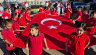 Eğirdir'de Öğrencilerden Renkli Eğitim Yılı Yürüyüşü