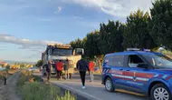 Antalya'da Silahlı Saldırı! Seyir Halindeki Kamyona Kurşun Yağdırdılar