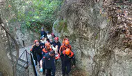 Doğa Gezisi Kabusa Döndü: Turist Kurşunlu Şelalesi’nde 6 Metrelik Yamaçtan Düştü