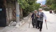 Burdur'da Yarım Asrı Aşan Aşk: Tam 72 Yılı Geride Bıraktılar