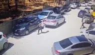 El Freni Unutulan Otomobili Güvenlikçiler Durdurdu