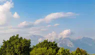 Meteoroloji Açıkladı: Antalya'da Güneşli Gökyüzü Yerini Şimşeklere Bırakıyor