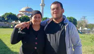 Antalya'da Fatma Anne Otizmli Oğlu İçin Özel Eğitim Desteği Bekliyor