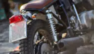 Alanya'da Şase Numarasını Kazıdığı Çalıntı Motosikletle Yakalandı