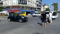 Antalya'da kaza haberini takip eden muhabir ile kadın yolcu arasında gerilim