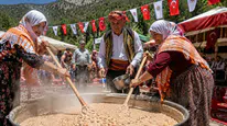 Korkuteli’nde Yörük Kültürü ve Keşkek Şöleni Heyecanı
