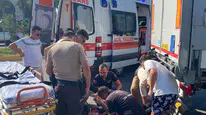 Serik'te Park Halindeki Kamyona Çarptı: 1 Yaralı