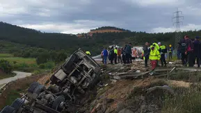 Kanala Devrilen Tankerde Can Pazarı: İtfaiyenin Zamana Karşı Yarışı!