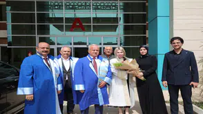 Akdeniz Üniversitesi’nde Mezuniyet Gururu: İlk Meşaleyi İlahiyat Fakültesi Yaktı!