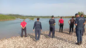 Antalya'da 3 Saatlik Bekleyiş Acıyla Son Buldu! Dalgıçlar Su Altında Cansız Bedenine Ulaştı