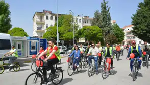 Antalyalı Gençler Spor İçin Potalarda ve Pistlerde Buluştu