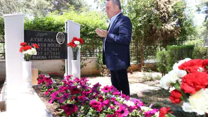 Muhittin Böcek'ten Anneler Günü'nde "Vazgeçmeme" Sözü