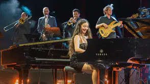 30 Milyon İzlenen Su Yavuz Türkiye'deki İlk Konserini Antalya'da Verdi