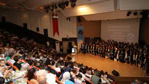 Akdeniz Üniversitesi 10. Dönem Diş Hekimlerini Uğurladı