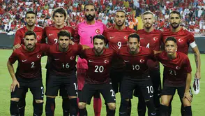 Antalya Dünya Kupası Heyecanında Buluşuyor: Milli Maç Dev Ekranda!