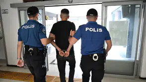 Antalya'da da Aranan Kırmızı Bültenli Hükümlü Havalimanında Yakalandı
