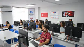 Antalya'da DİGEM’de Gençler Geleceğin Mesleklerine Hazırlanıyor