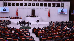 Emekli Maaşı Düzenlemesi TBMM'de Kabul Edildi: En Düşük Aylık 23 Bin 552 TL Oldu