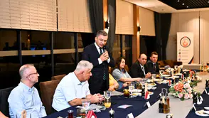 Antalya'da Anlamlı Veda: Komutanlar Yeni Görevlerine Uğurlandı
