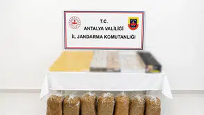 Antalya'da Kaçak Tütün Operasyonu: Tonlarca Malzeme Ele Geçirildi