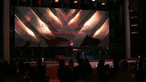 Alman Piyanist Schechtmann Türkiye'de İlk Kez Antalya'da Sahne Aldı