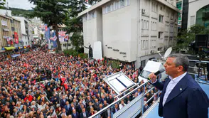 YENİ Parti Genel Başkanı Özgür Özel'den Artvin'de Sert Tepki: "Vatandaşın Parasına Çöktüler"