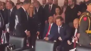29 Ekim Töreninde YENİ Partili Vekiller AKP'ye Geçen Cemil Tugay’ı Selamlamadılar!
