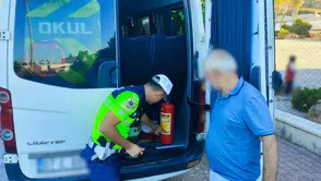 Antalya'da 2 Bin 102 Okul Servisine Denetim: Kurallara Uymayan Araçlar Men Edildi
