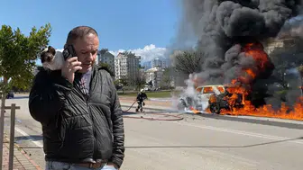 Uncalı’da Alev Topuna Dönen Araçtan Kedisini Kurtardı