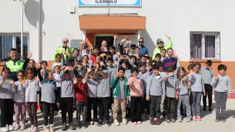 Kepez’de Geleceğin Yol Kullanıcıları Polirobot İle Hazırlanıyor