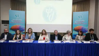 Antalya’da Psikiyatristlerden Uyarı: "Şiddet Toplumda Normalleşiyor!"