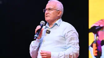 Kumluca Belediye Başkanı Mesut Avcıoğlu’nun Acı Günü! Annesini Son Yolculuğuna Uğurlandı