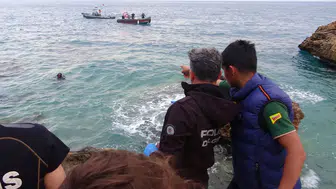 Antalya'da Sahilde Acı Manzara! Kot Pantolonuyla Girdiği Denizden Cansız Bedeni Çıktı!