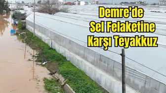 Demre'de Seralar Kuvvetli Yağışa Teslim