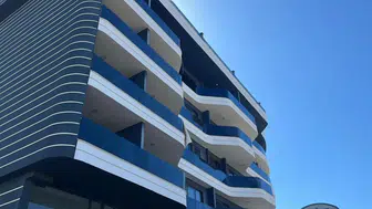 Alanya'da Evde Otururken Kabusu Yaşadılar! Tavan Üzerlerine Çöktü