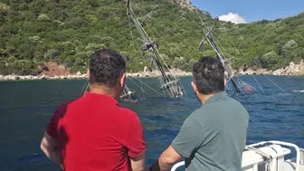 Marmaris Akvaryum Koyu'nda Tur Teknesi Suya Gömüldü